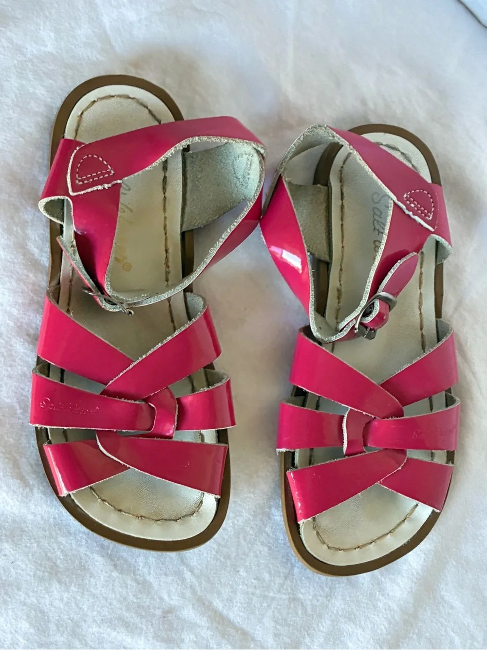 EUC Salt Water Sandals by Hoy Bright Pink Patent Girls' Strappy Sandals size 11
